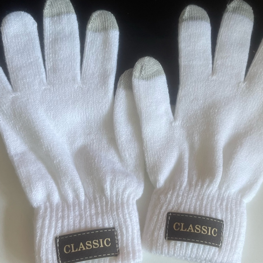 White Mittens